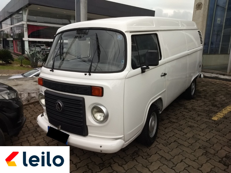 LOTE 039 - VOLKSWAGEN KOMBI FURGAO 2014