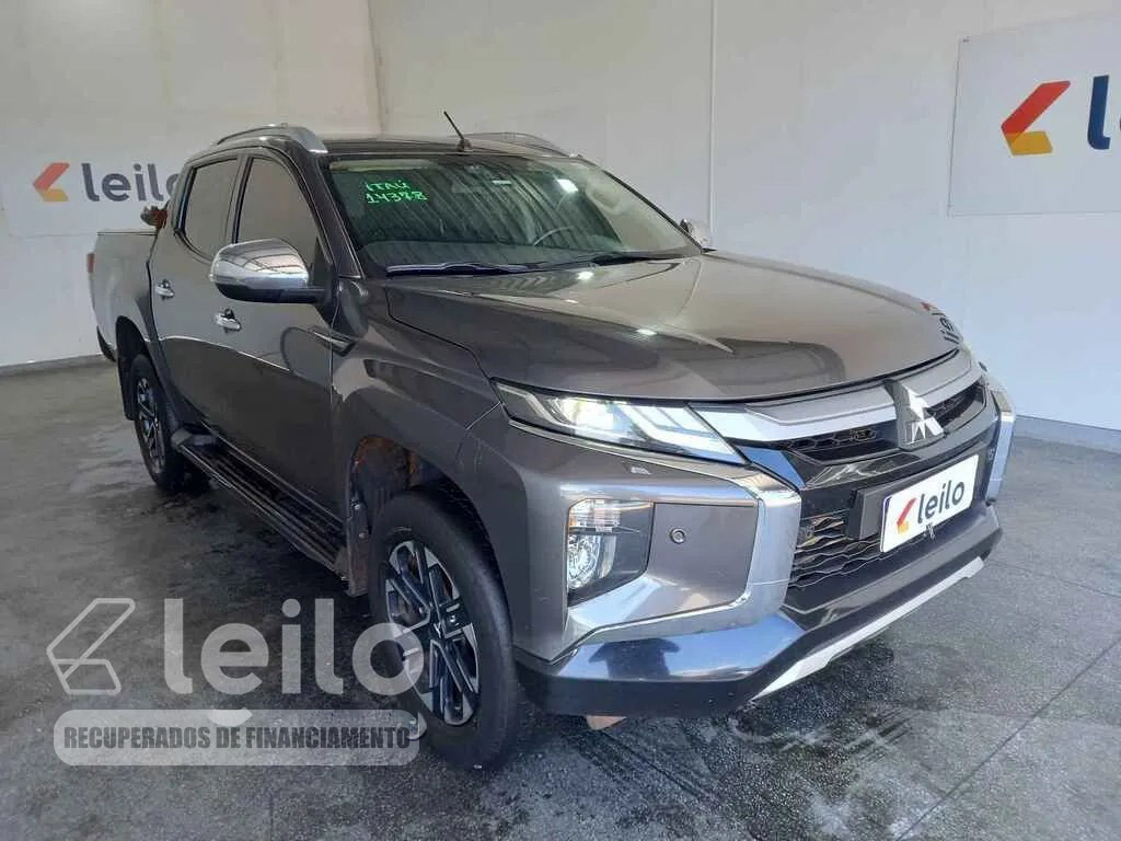 LOTE 029 - MITSUBISHI TRITON SPORT HPE S 2023